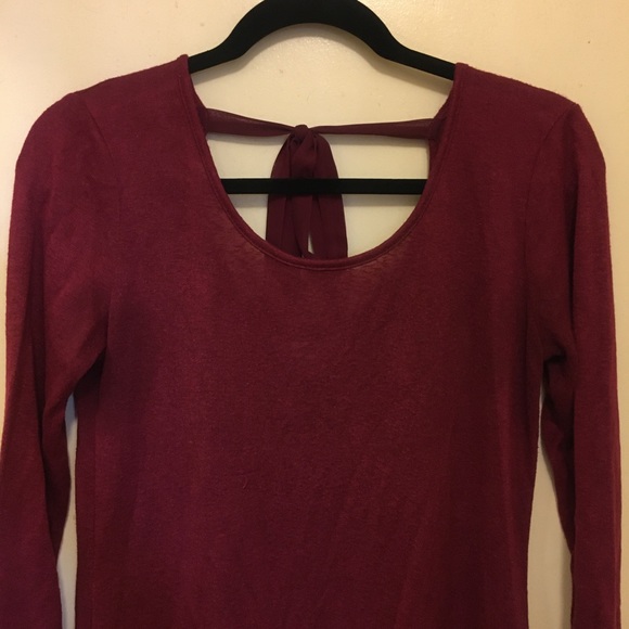 Charming Charlie Maroon Top with Sheer Bow - Picture 3 of 6